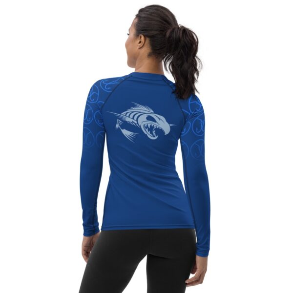 Pez Esqueleto Furioso Camiseta técnica para mujer - Image 2